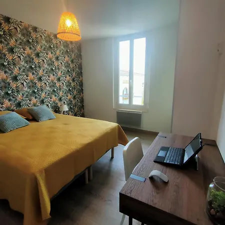 Citycenter, Aircond Flat With Bedroom Queen Size * Saint-Raphaël